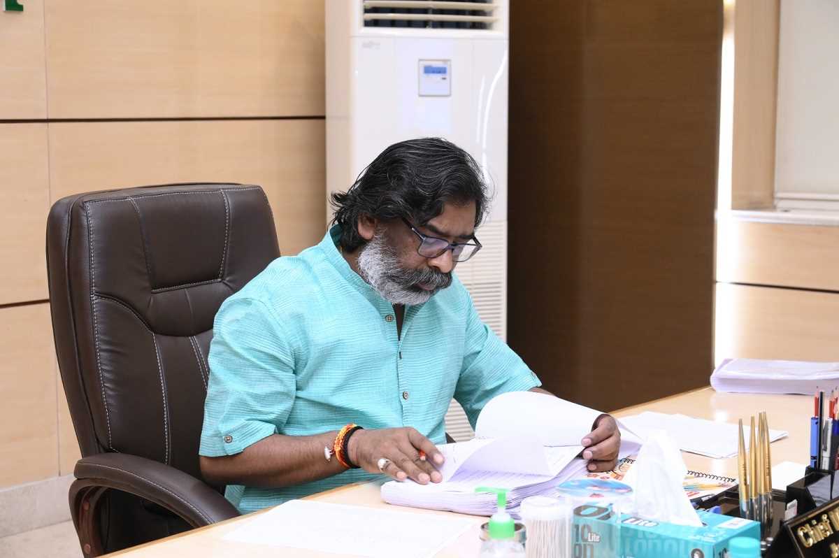 5 दिसंबर को हेमंत कैबिनेट के विस्तार की औपचारिक सूचना जारी